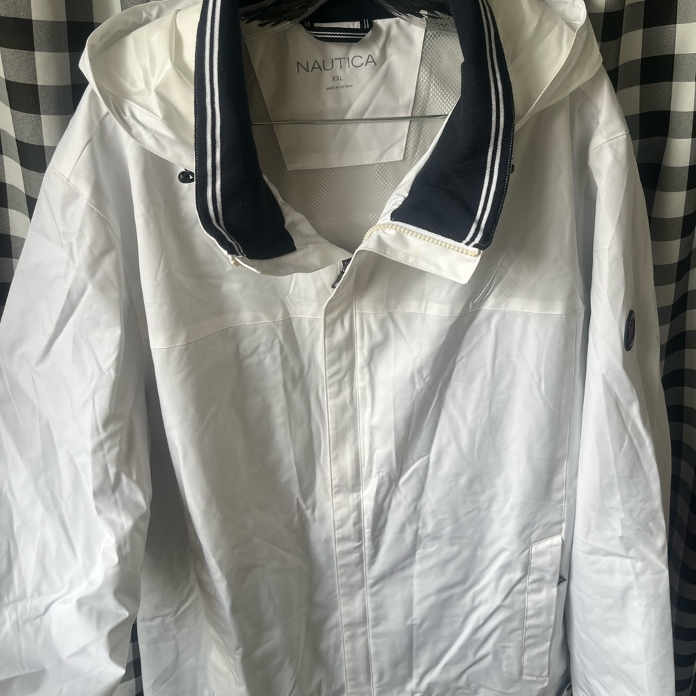 NWT Nautica Men's White Raincoat with Navy Accents SIZE XXL